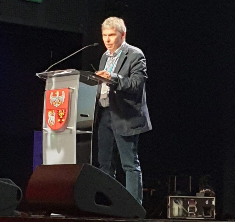 Jacek Wijaczka przemawia